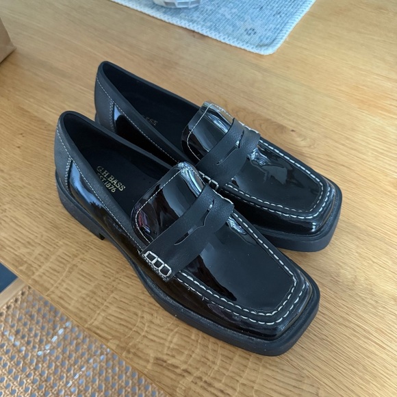 G.H. Bass Bowery Square Toe Penny Loafers - Picture 3 of 9